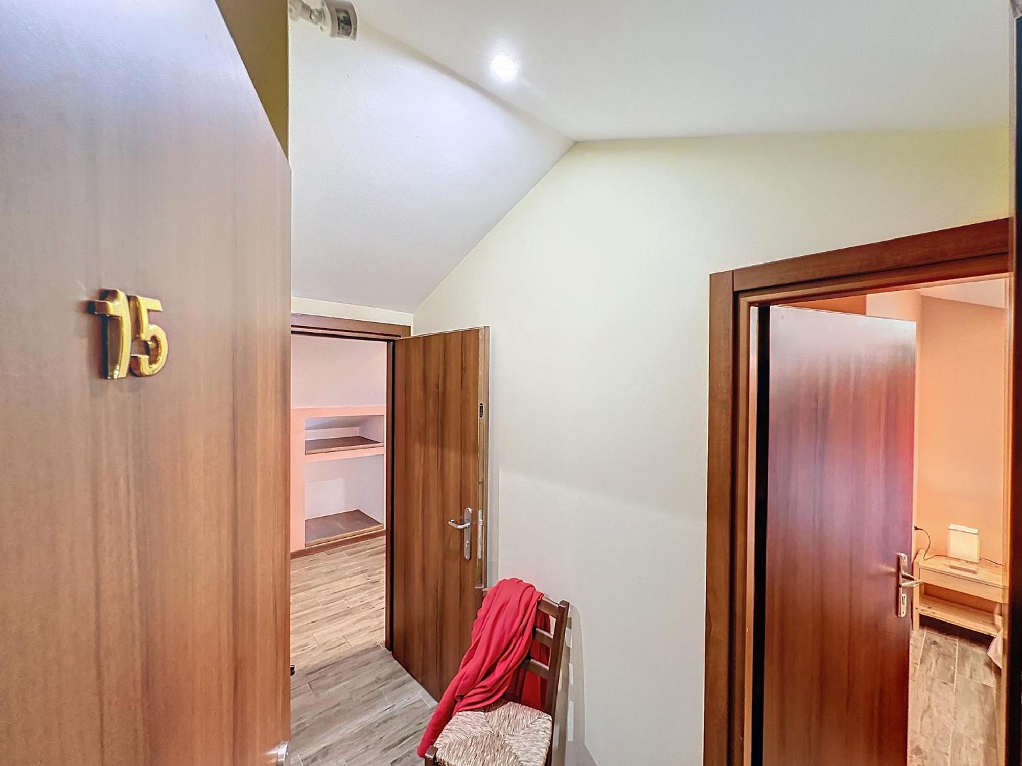Albergo Rifugio La Grande Baita กูติญาโน ภายนอก รูปภาพ