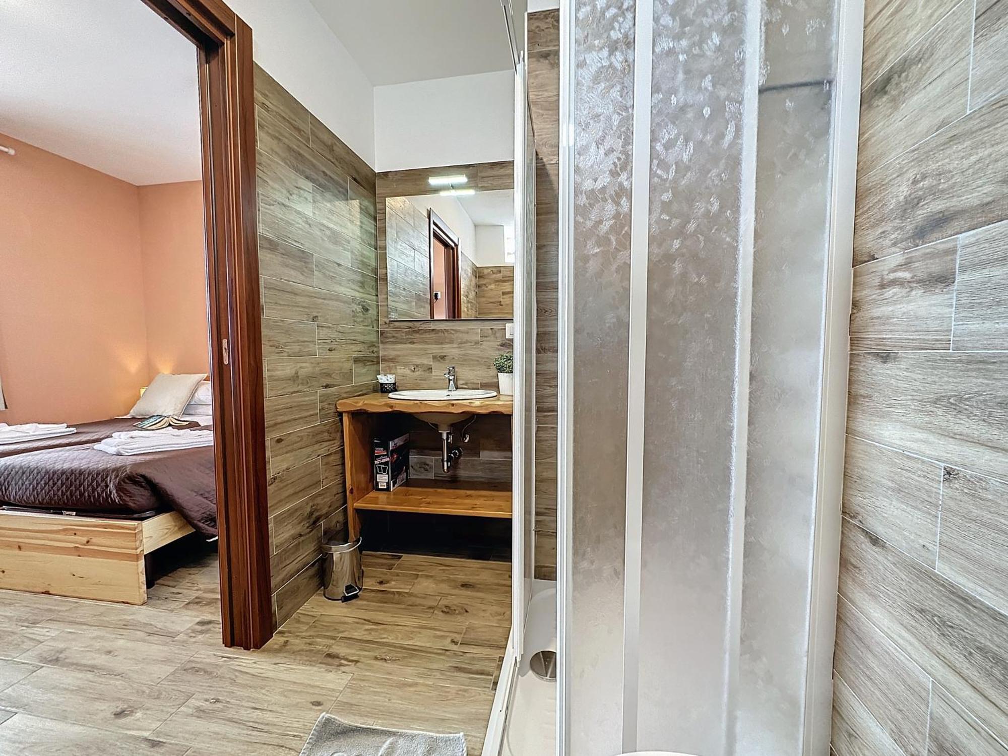 Albergo Rifugio La Grande Baita กูติญาโน ภายนอก รูปภาพ